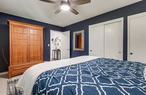 Clearlake Villa | Lakefront California Escape w/ Deck & Boat Dock!