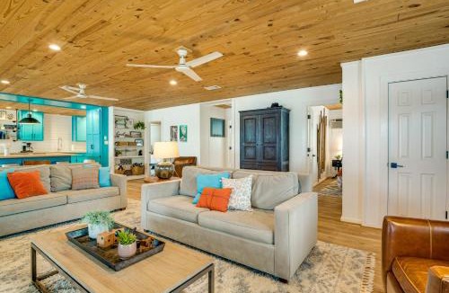 Franklin House | Lakefront Camp Creek Retreat w/Dock