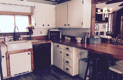 Smallwood House | Lakefront Catskills Lodge