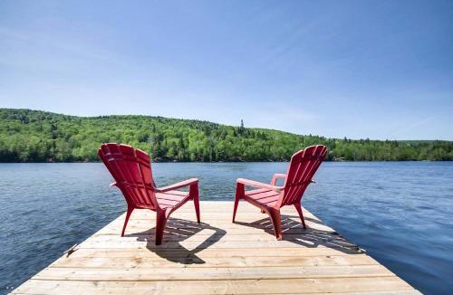 Mauricie Ski Chalet | Lakefront - Chalet Le Missionnaire