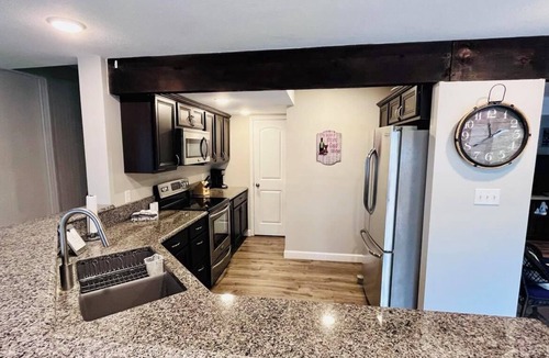 Sunrise Beach House | Lakefront, close to attractions, family-friendly, & just steps from the water!