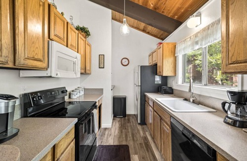 Lake Forest Villa | Lakefront Complex Townhouse - St. Francis #38