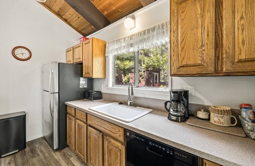 Lake Forest Villa | Lakefront Complex Townhouse - St. Francis #38