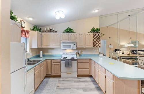 Osage Beach Condo | Lakefront Condo Near the State Park