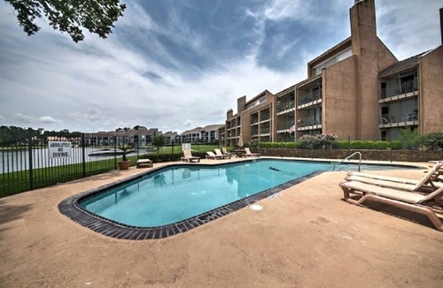 Walden on Lake Conroe Condo | Lakefront Condo on Lake Conroe at The Lodge.