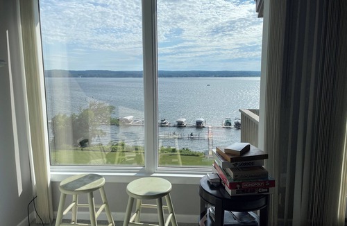 Dewittville Condo | Lakefront condo with pool, tennis and pickleball