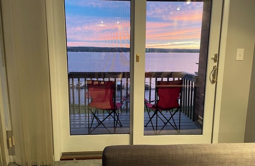 Dewittville Condo | Lakefront condo with pool, tennis and pickleball