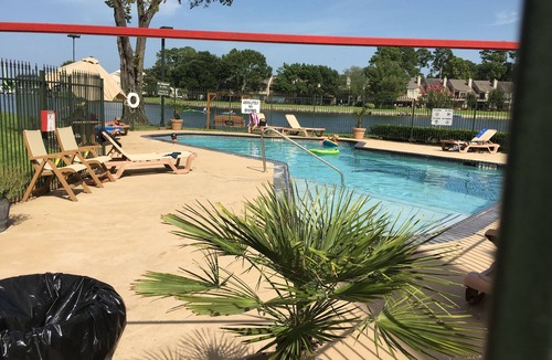 Walden on Lake Conroe Condo | Lakefront Condo with Kayaks, pools, tennis, gym