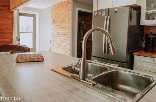 Winnipeg Beach Cabin | Lakefront cottage with 2 decks, firepit capturing amazing sunrises.