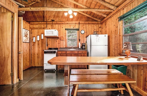 Mullett Lake Cabin | Lakefront Cottage - Beautiful Grounds and Large Sandy Beach