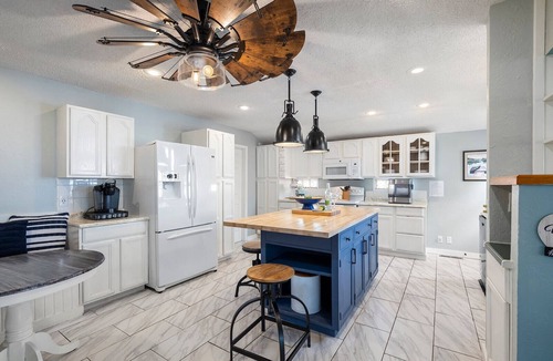 Branson Cottage | Lakefront Cottage @ Branson SDC Tablerock FIREPIT