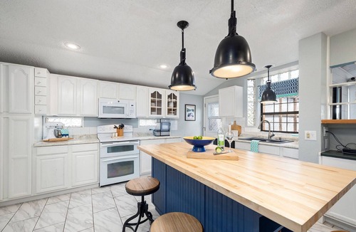 Branson Cottage | Lakefront Cottage @ Branson SDC Tablerock FIREPIT