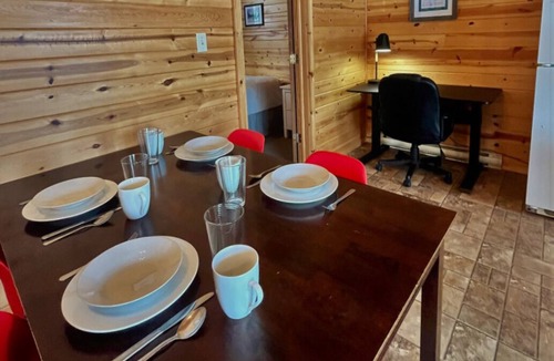Sioux Narrows Nestor Falls Cottage | Lakefront Cottage with wood fired Hot tub and infrared Sauna