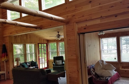 Remsen House | Lakefront Cottage (Hinckley Lake)