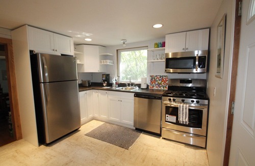 Manitou Beach Cottage | Lakefront Cottage in Manitou Beach