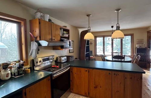 Catchacoma Cottage | Lakefront Cottage. Luxury in a Wilderness Setting