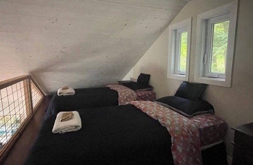 Potton House | Lakefront Cottage on with private beach. Lake Memphremagog