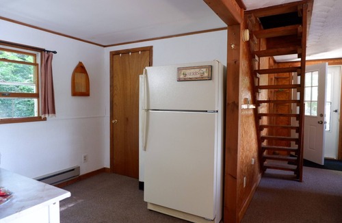Deer River House | Lakefront Cottage on Pleasant Lake - sleeps 10