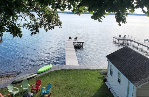 Geneva House | Lakefront Cottage on Seneca Lake in Geneva, New York - Finger Lakes