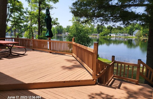 Lake House | LAKEFRONT COTTAGE