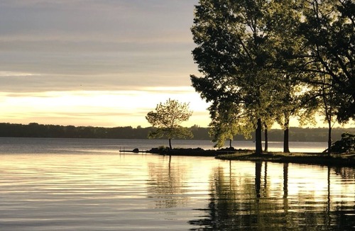 Poplar Ridge Cottage | Lakefront Cottage on Cayuga Lake, Finger Lakes NY