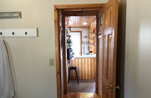 Grand Isle Cottage | Lakefront Cottage