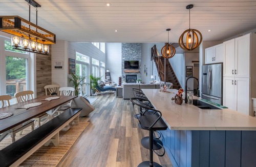 Seguin Cottage | Lakefront Cottage,with hot tub and a wonderful sunset! Few weeks left