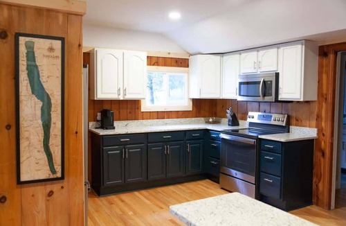 Teall Beach House | Lakefront Cottage w/Dock & Fire Pit - Pet-Friendly