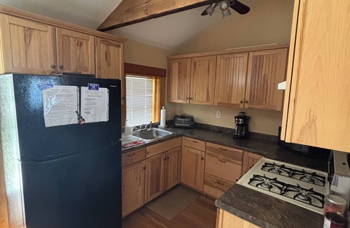 Ponds of Plymouth House | Lakefront Cottage with Private Dock