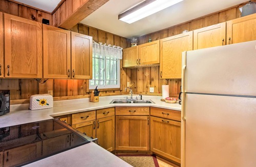Cumberland Cabin | Lakefront Cumberland Cabin w/Dock & Fire Pit!