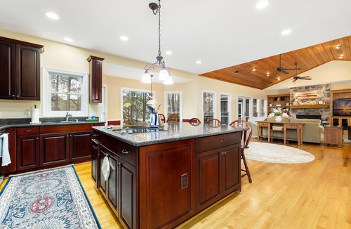 Littleton House | Lakefront, Dock, Kayaks, Games, Firepit, Fireplace