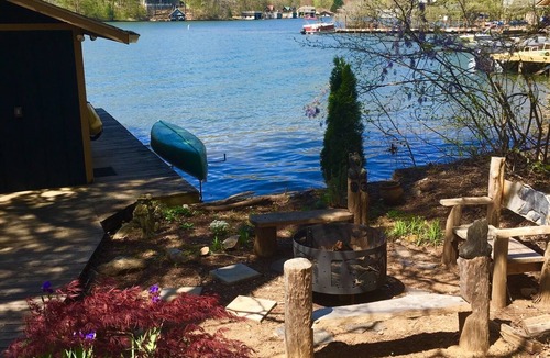 Wiley House | LAKEFRONT easy access private dock! Read our reviews to see what makes us all 5⭐️