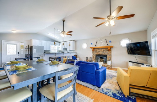 Eatonton House | Lakefront Eatonton Getaway w/Dock & Grill!