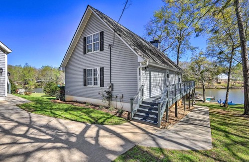 Eatonton House | Lakefront Eatonton Home Boat Dock and Fire Pit