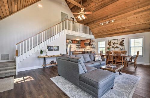 Eatonton House | Lakefront Eatonton Home Boat Dock and Fire Pit