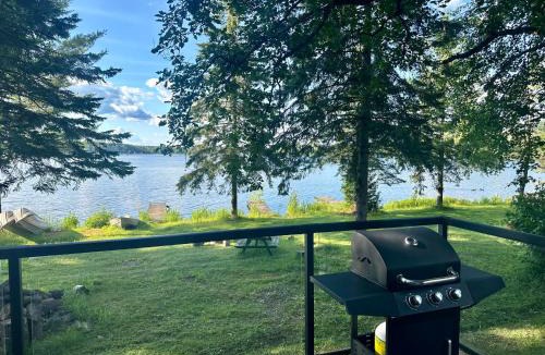 Lakefield Villa | Lakefront Englewood Villas Private BBQ and Lakeview