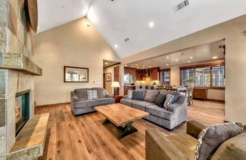 Sierra Shores Condo | Lakefront Escape Walk to Dining, Hot Tub, Fireplace | SS4