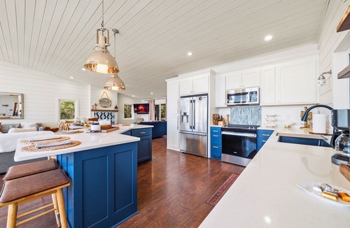 Rockwell House | Lakefront Escape | Private Dock | Sleeps 24