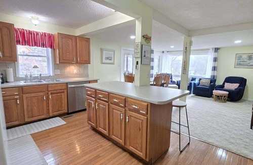 Roach House | Lakefront Escape, Sunrise Views, Boat Slip & Community Dock Access