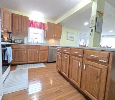 Roach House | Lakefront Escape, Sunrise Views, Boat Slip & Community Dock Access