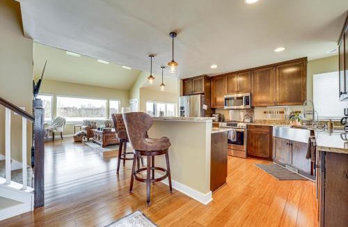 Whitmore Lake House | Lakefront Escape w/Deck: 10 Mi to Ann Arbor!