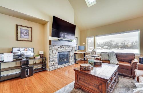 Whitmore Lake House | Lakefront Escape w/Deck: 10 Mi to Ann Arbor!