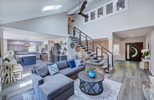 Mayhew House | Lakefront Estate | Pool + Hot Tub + Dock + Sauna | Oasis at Ballycastle