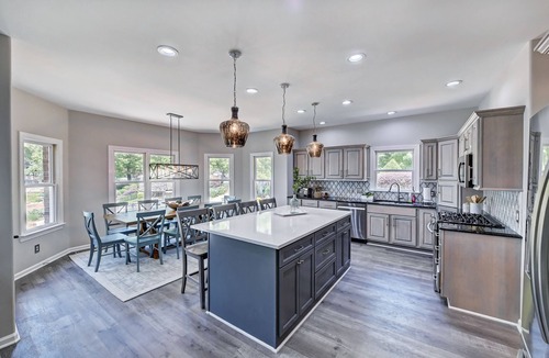 Mayhew House | Lakefront Estate | Pool + Hot Tub + Dock + Sauna | Oasis at Ballycastle