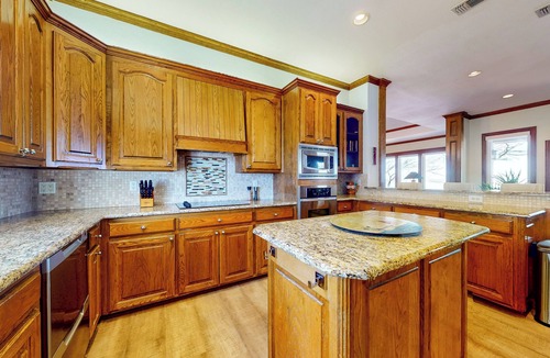 Bridgeport House | Lakefront Estate: Stunning Views, Deck, Bar & Dock