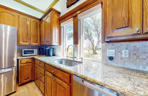 Bridgeport House | Lakefront Estate: Stunning Views, Deck, Bar & Dock