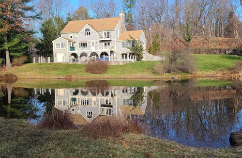 Berlin House | lakefront estate
