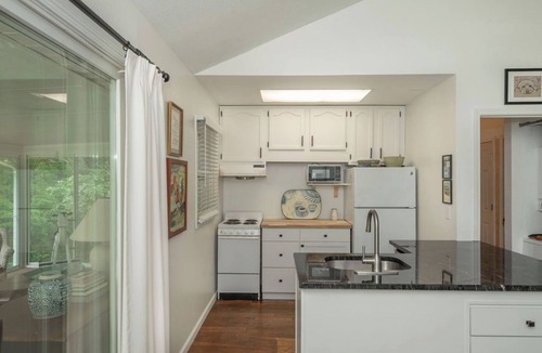 Cedar Mountain House | Lakefront Event Venue: Wedding -Reunions -Retreats