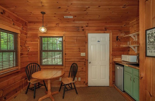 Cedar Mountain House | Lakefront Event Venue: Wedding -Reunions -Retreats