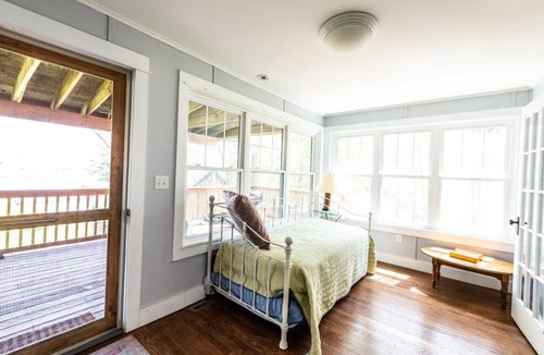 North Lake George House | Lakefront family friendly getaway on Northern Lake George